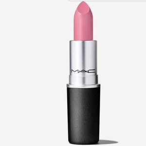 MAC - SATIN LIPSTICK - SNOB (821)  Light neutral pink